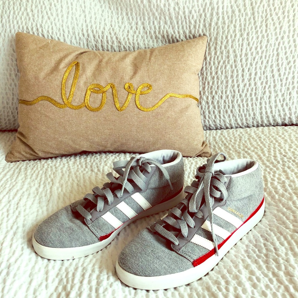 Adidas Gongzi size 9.5